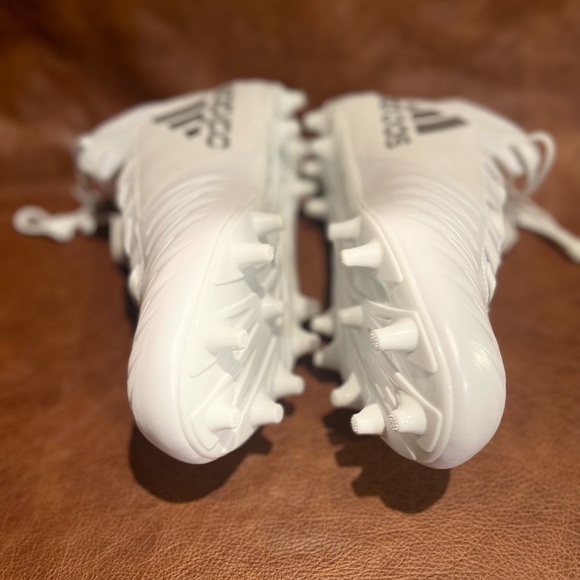 Adidas Cleat New w/ Tags FW 3062 - Picture 7 of 8